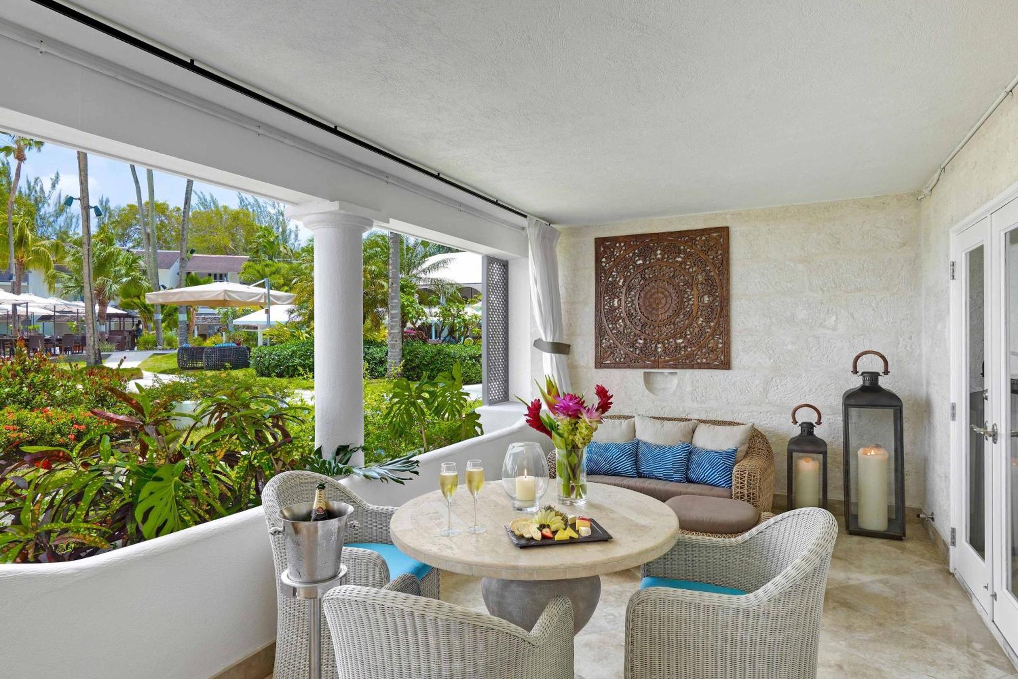 Colony Club By Elegant Hotels Saint James Exterior photo