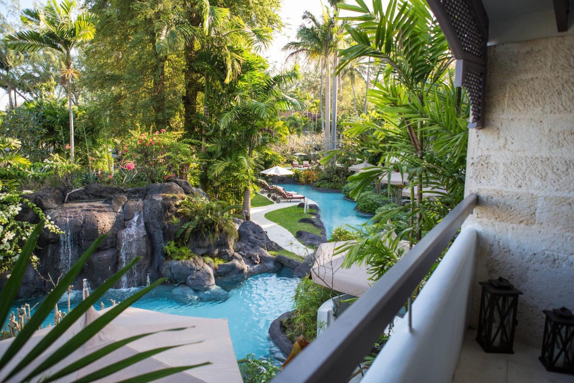 Colony Club By Elegant Hotels Saint James Exterior photo