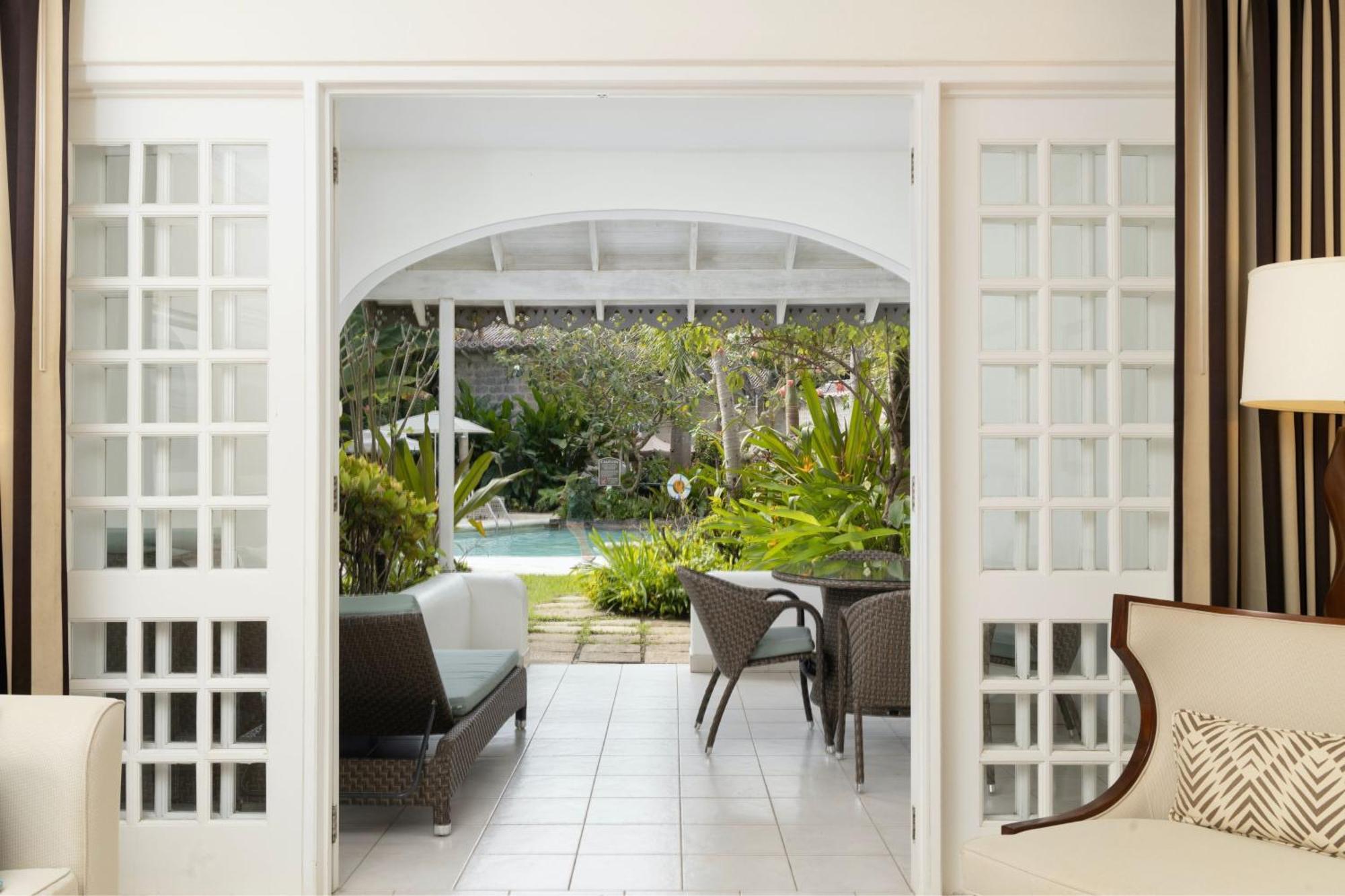 Colony Club By Elegant Hotels Saint James Exterior photo
