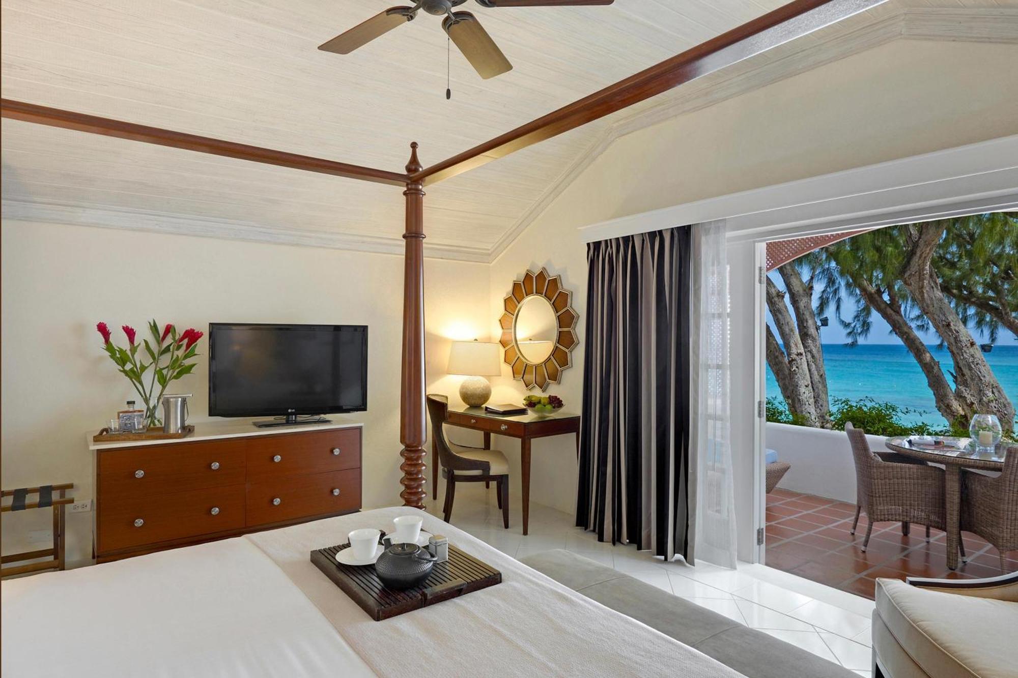 Colony Club By Elegant Hotels Saint James Exterior photo